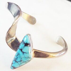 NAVAJO JOHN HARTMAN STERLING LANDER BLUE SPIDERWEB TURQUOISE MOBIUS BRACELET *BR